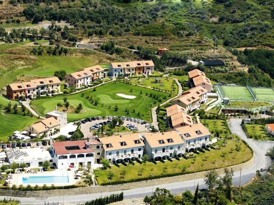 Castellaro Golf Resort Hotel in Liguria