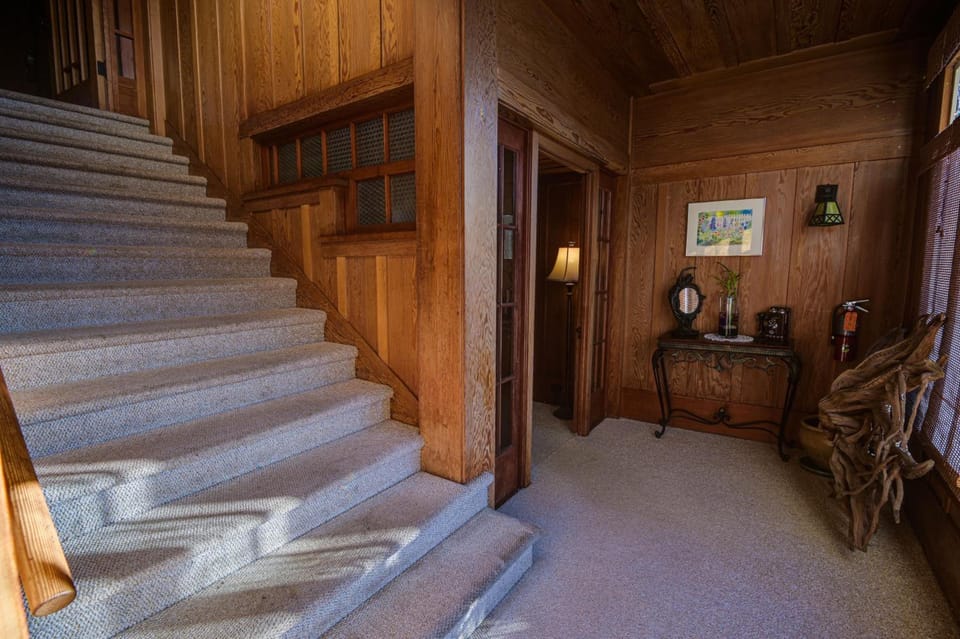 The Captains Quarters Inn in Fort Bragg