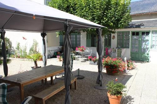 Quelques Fleurs Hotel in Centre-Val de Loire