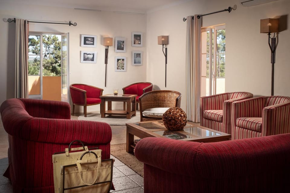 Shared lounge/TV area
