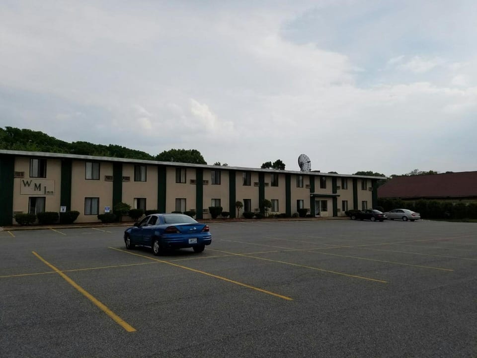 Woonsocket Motor Inn Hotel in Rhode Island