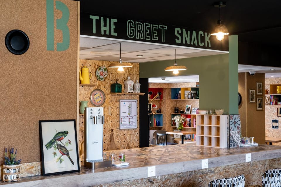 greet Chartres Est Hotel in Chartres