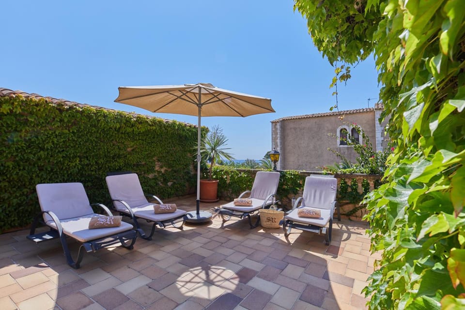 Petit Hotel Ses Rotges - Only Adults Hotel in Cala Ratjada