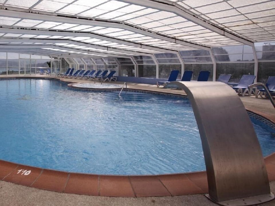 Apartamentos Las Sirenas Resort in Spain