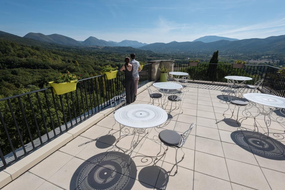 Logis Hotel Les Hospitaliers Hotel in Provence-Alpes-Côte d'Azur