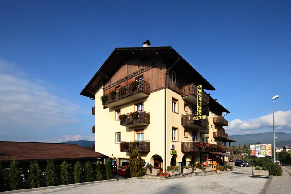 Albergo Bucaneve Hotel in Trentino-South Tyrol