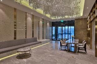 Orange Hotel Shanghai Hub Jiuting Hotel in Shanghai