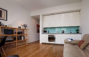 STUNNING ROYAL WILLIAM STUDIO -  FREE PARKING Hotel in Plymouth