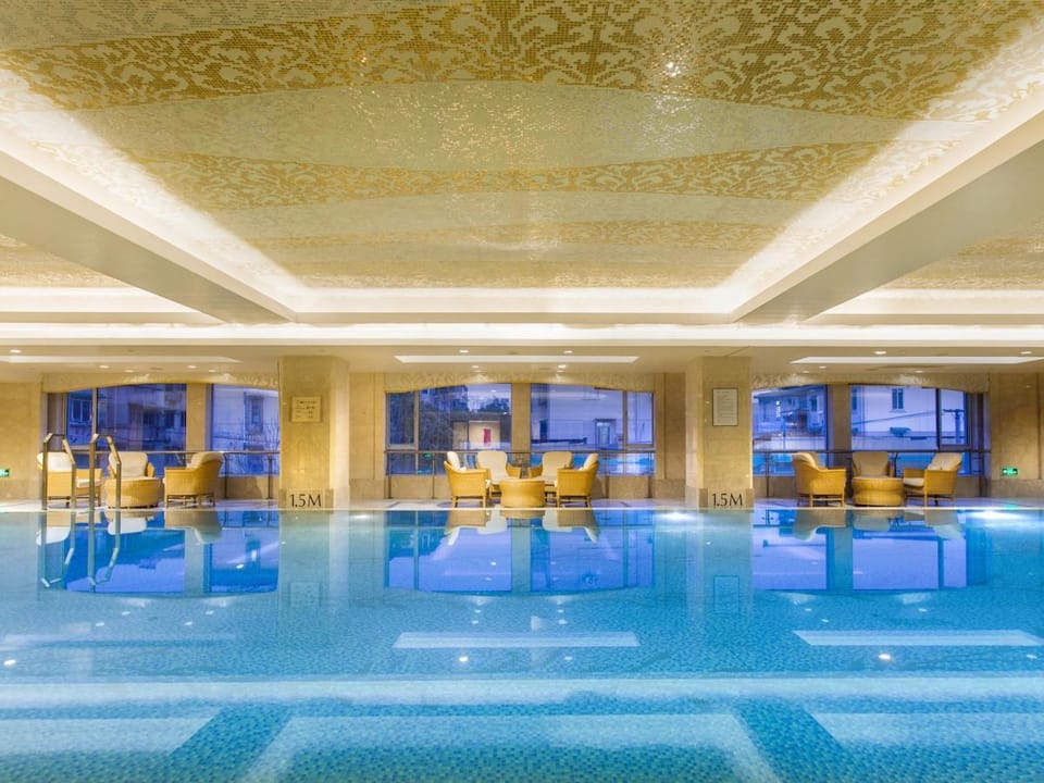 The Dragon Hotel Hangzhou Hotel in Hangzhou