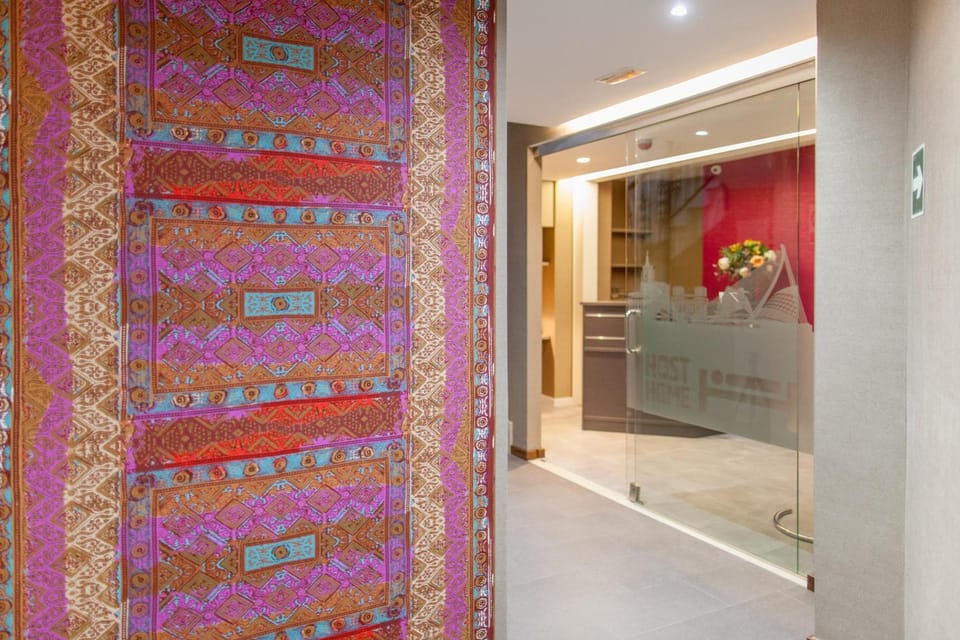 Host & Home Hotel in Valencia