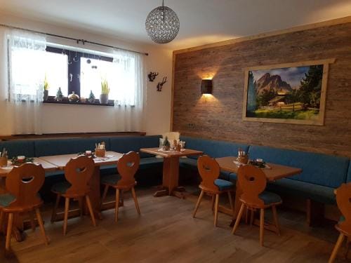 Fruhstuckpension Larson Hotel in Bad Hofgastein