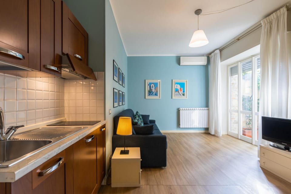 Residence Sole Mare Alaxi Hotels Apartment hotel in Liguria