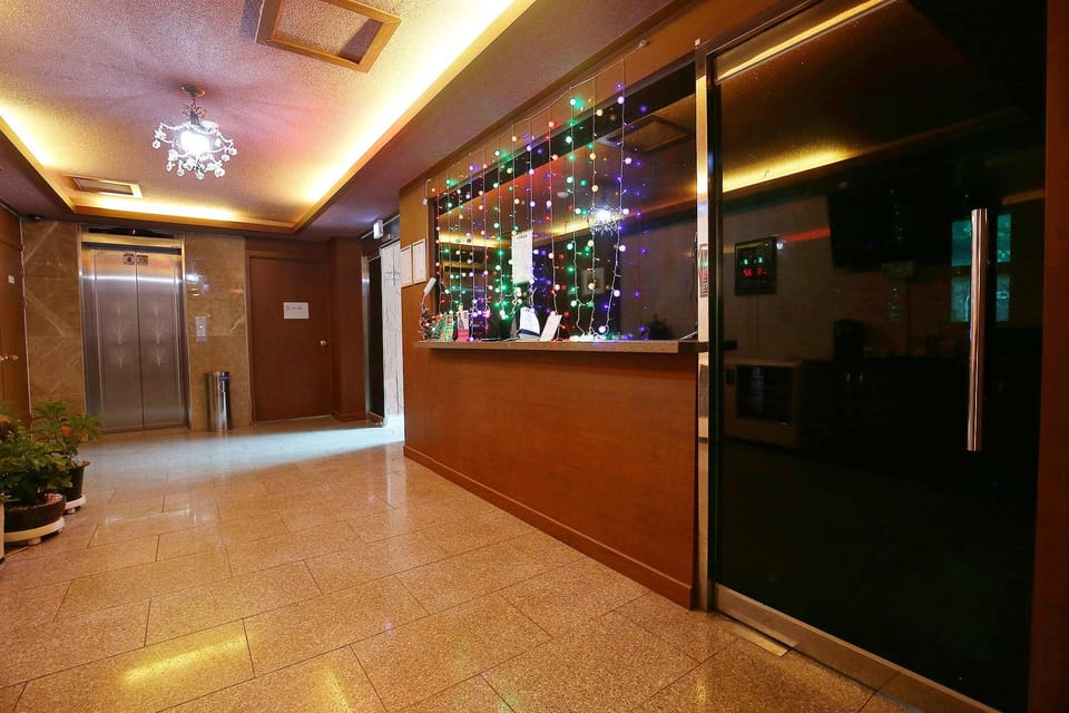 Asan Rainbow Motel in South Korea