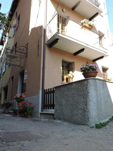 Affittacamere Dall'Acquarone Hotel in Liguria