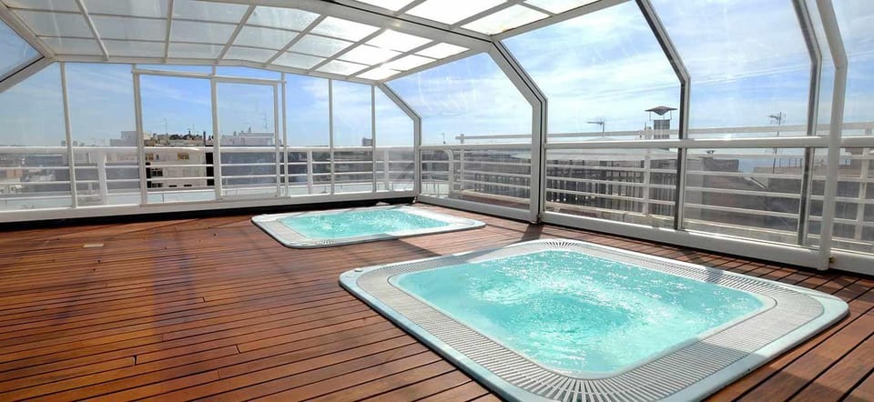 Hot tub