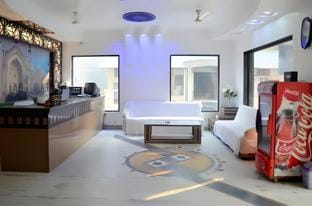 Hotel Europe Plaza Hotel in Lucknow