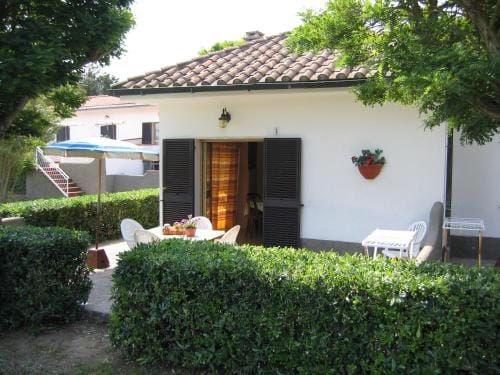 Baia Azzurra Hotel in Tuscany