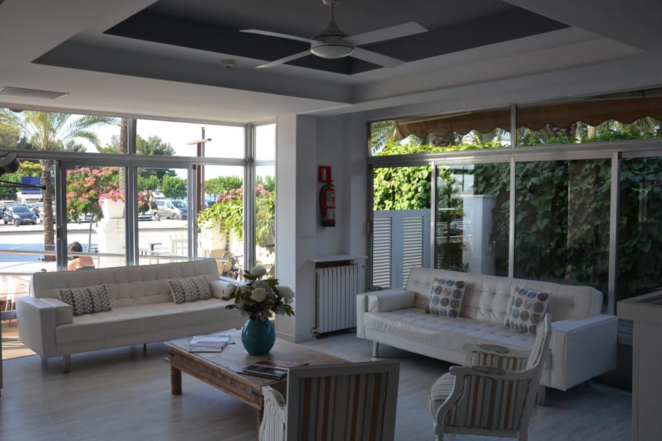 Bar/lounge