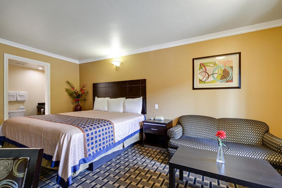 Hacienda Inn Motel in West Covina