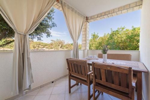 Apartments Sestanka Hotel in Novalja