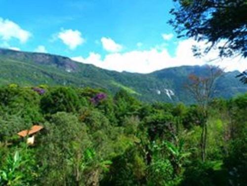 Chale Candeia no Matutu Lodge in State of Rio de Janeiro