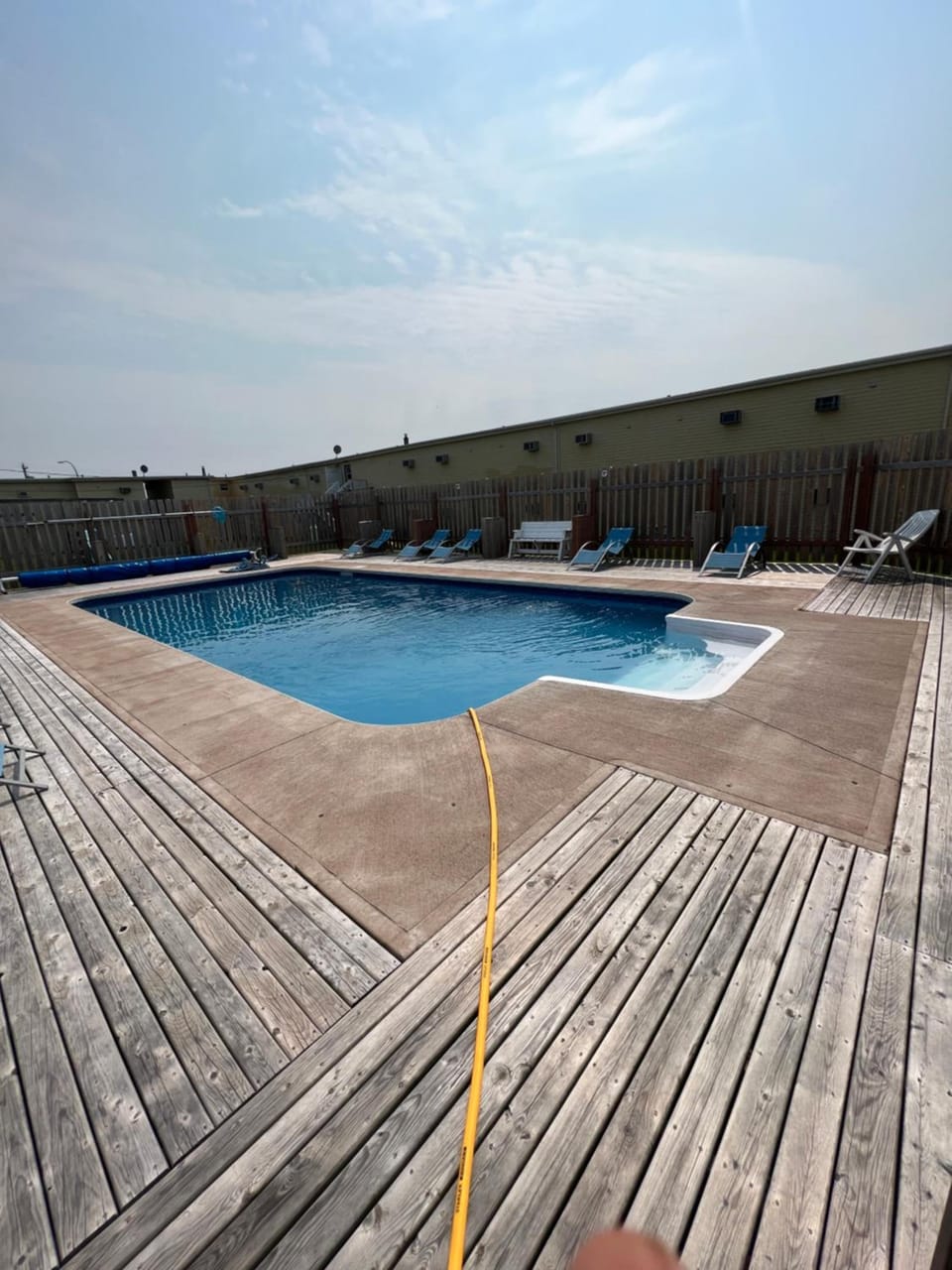 Swimming pool