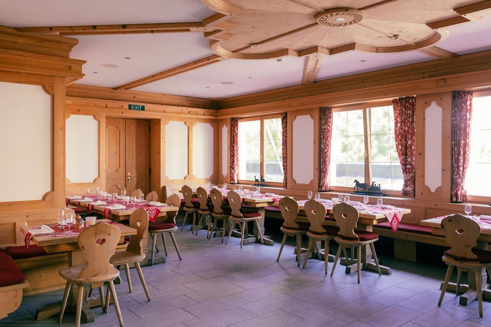 Hotel Corvatsch - Web Check-in Hotel in Saint Moritz