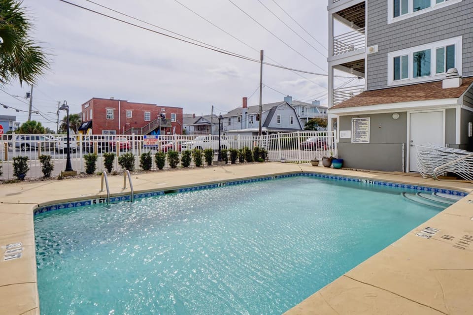 Sandpeddler Inn and Suites Hotel in Wrightsville Beach