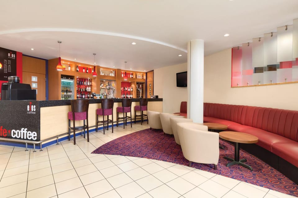 Ramada by Wyndham London North M1 Hotel in Edgware