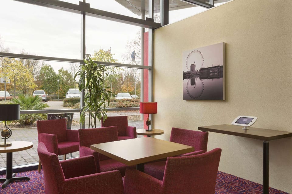 Ramada by Wyndham London North M1 Hotel in Edgware