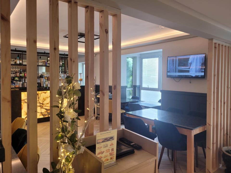 Gatwick White House Hotel Hotel in Horley