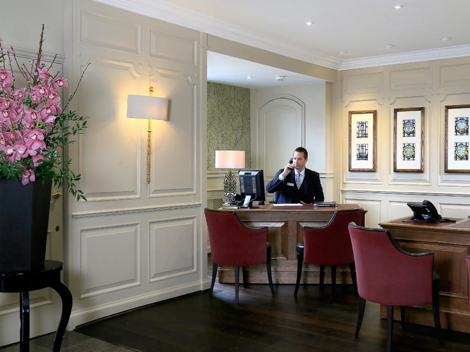 Macdonald Compleat Angler Hotel in Wycombe District