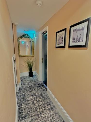 The Red Cow - Guest House Inn in Richmond