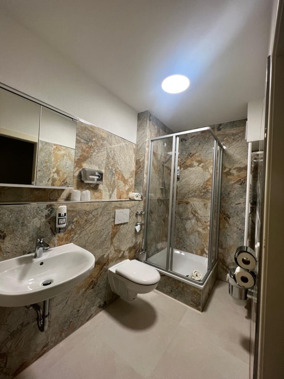 M&M Hotel - Seevetal Hotel in Lower Saxony, Germany