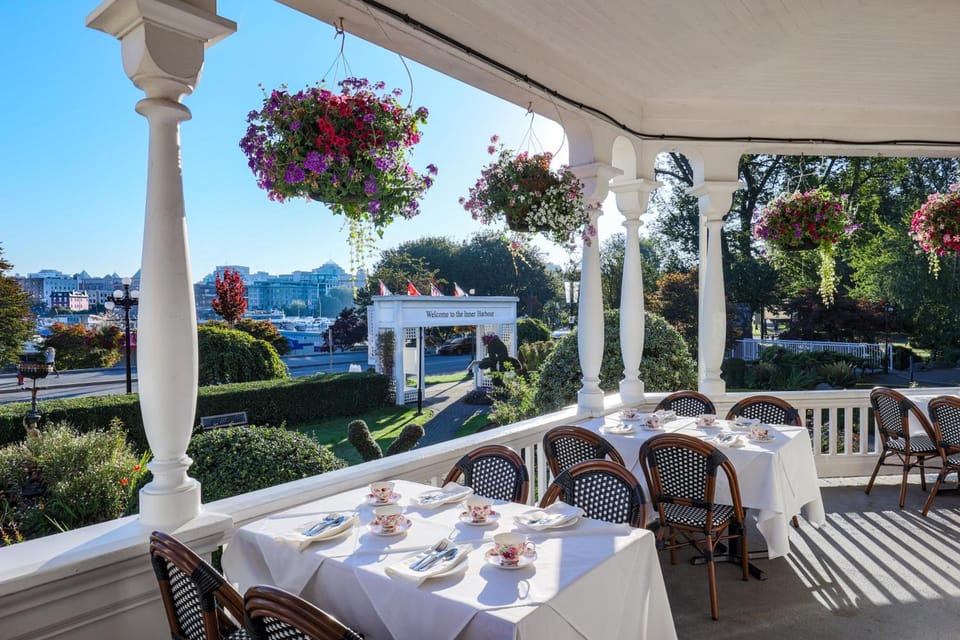 Pendray Inn and Tea House Hotel in Victoria