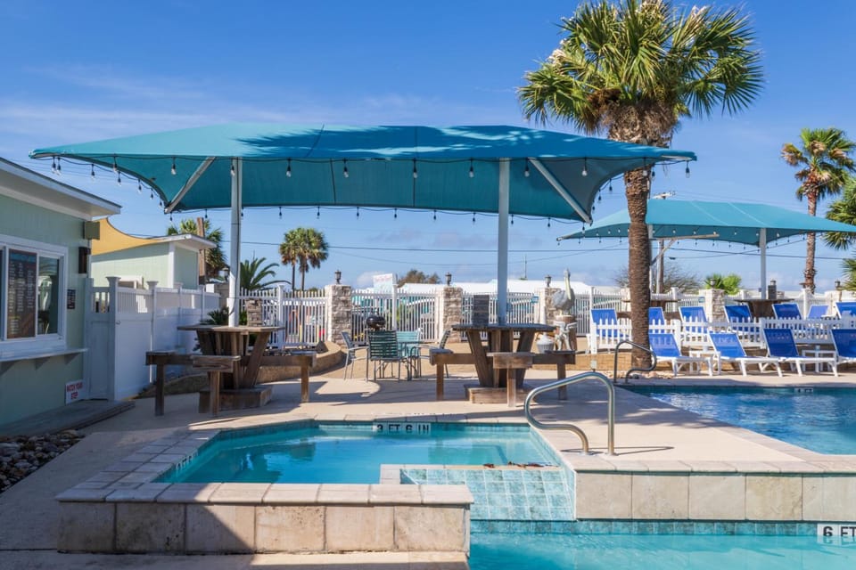 Tropic Island Resort Motel in Port Aransas
