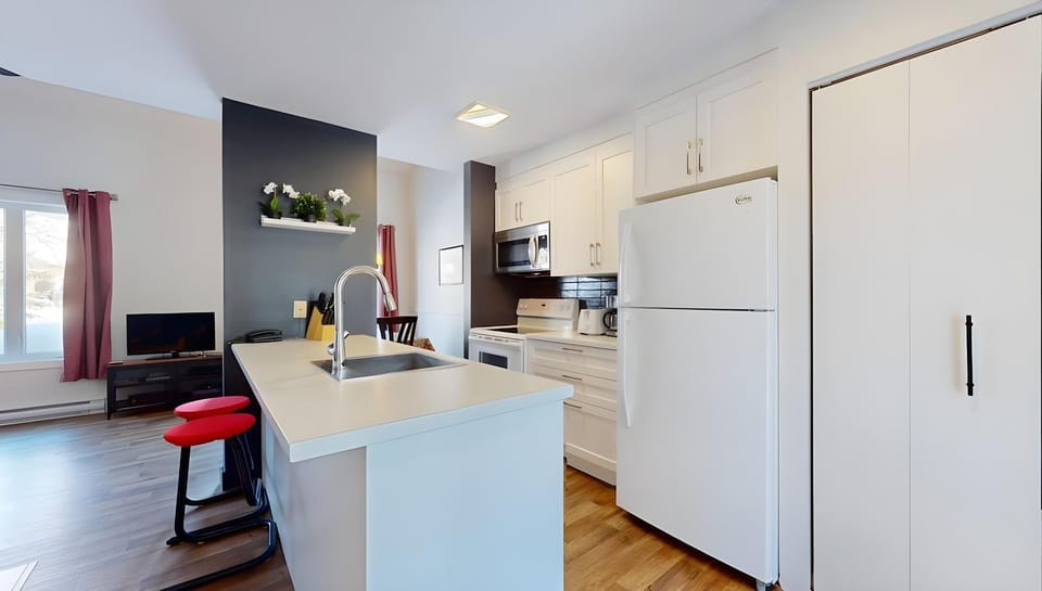Hebergement Mont-Ste-Anne Condos Apartment hotel in Beaupre