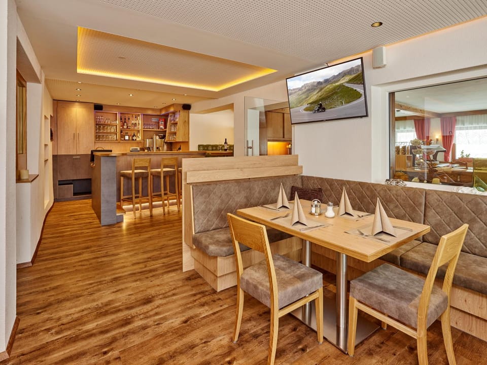 Gasthof Hotel Post Hotel in Tyrol