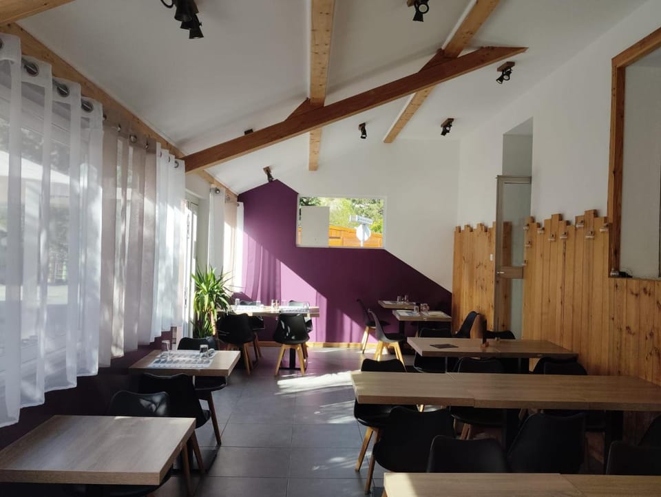Ice Rock Hotel Hotel in Provence-Alpes-Côte d'Azur