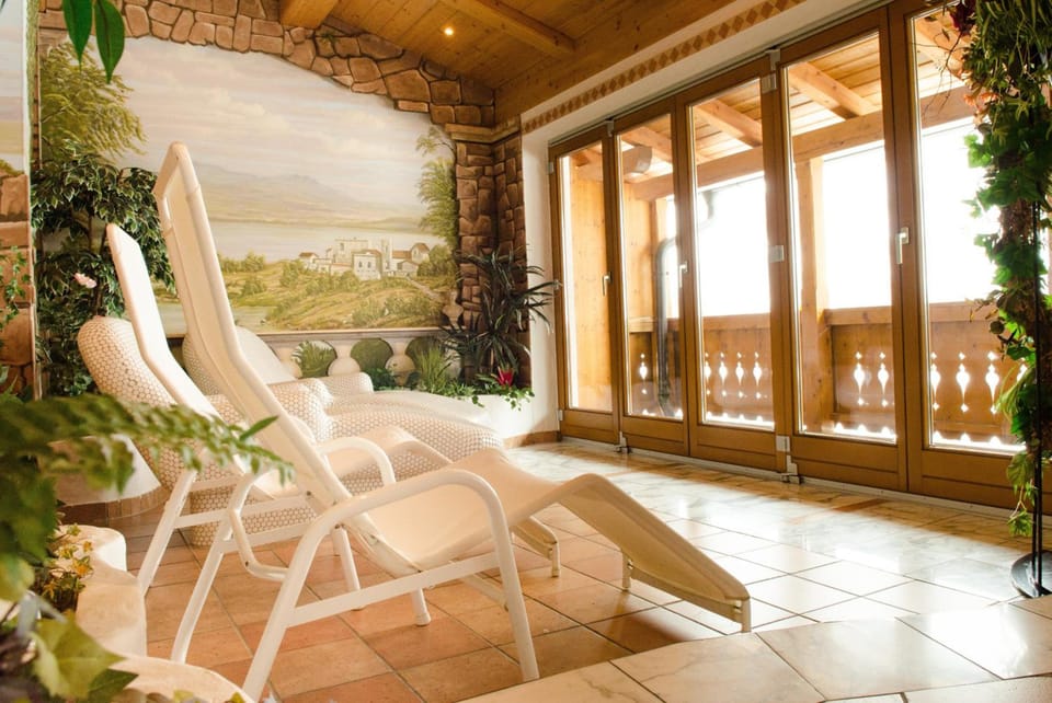 Alpin Panoramahotel Larchenhof Hotel in Carinthia, Austria