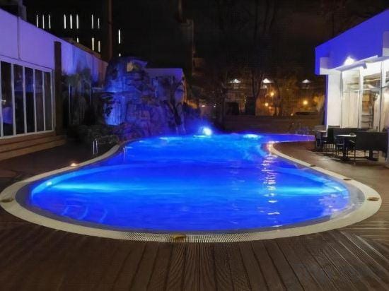 Pirates Resort Hotel in Constanta