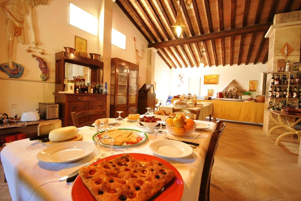 Villa Le Querciolaie Hotel in Tuscany