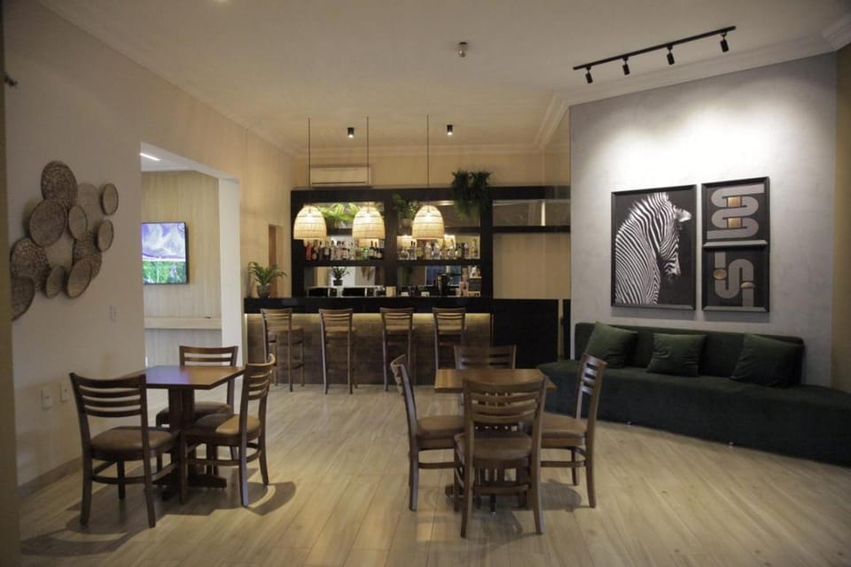 Bar/lounge
