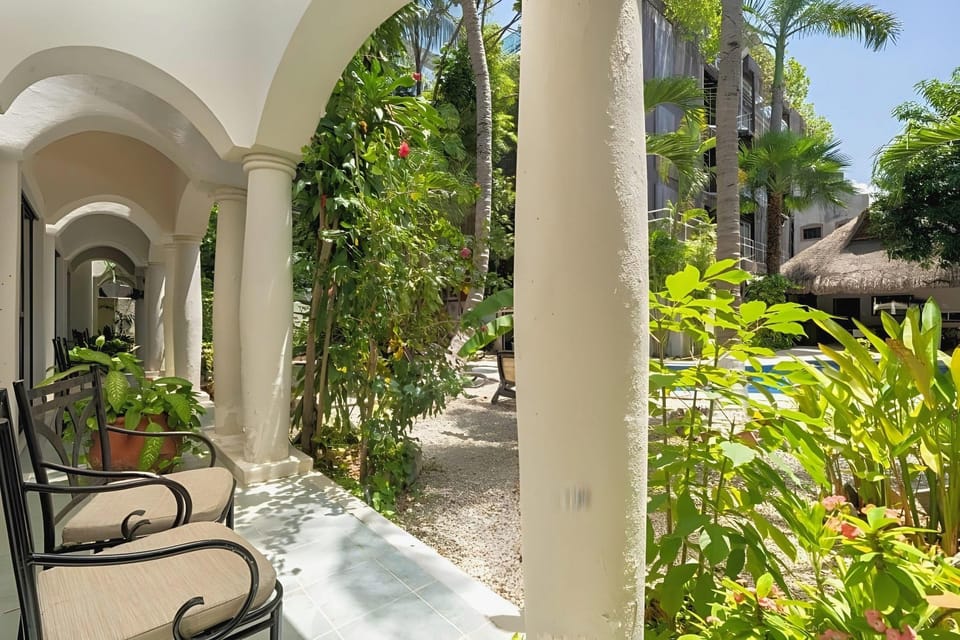 Hacienda Paradise By BFH Hotel in Playa del Carmen