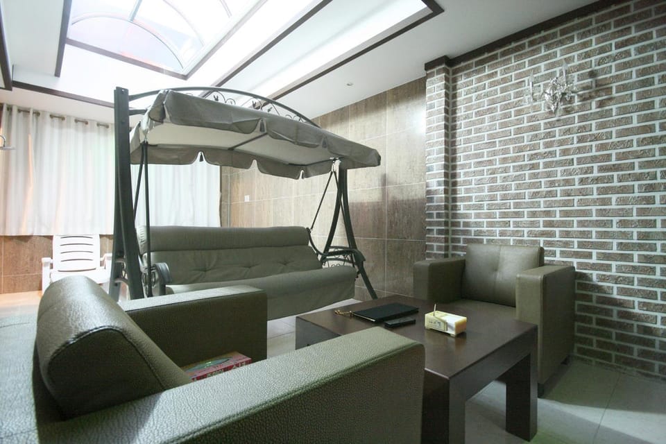 Cheongju Ochang M+ Motel in South Korea