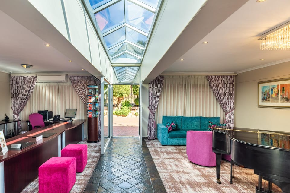 Signal Hill Lodge Hotel in Cape Town