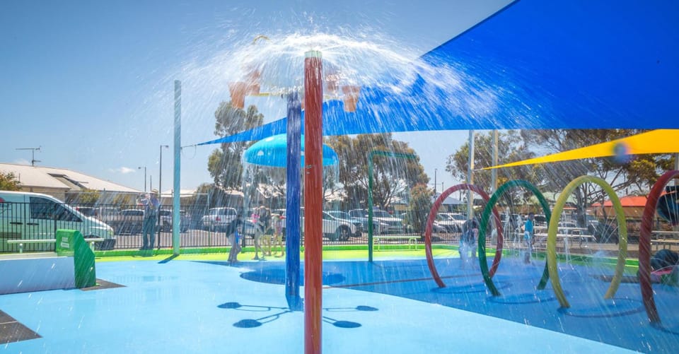Echo Holiday Parks - Normanville Hotel in Normanville