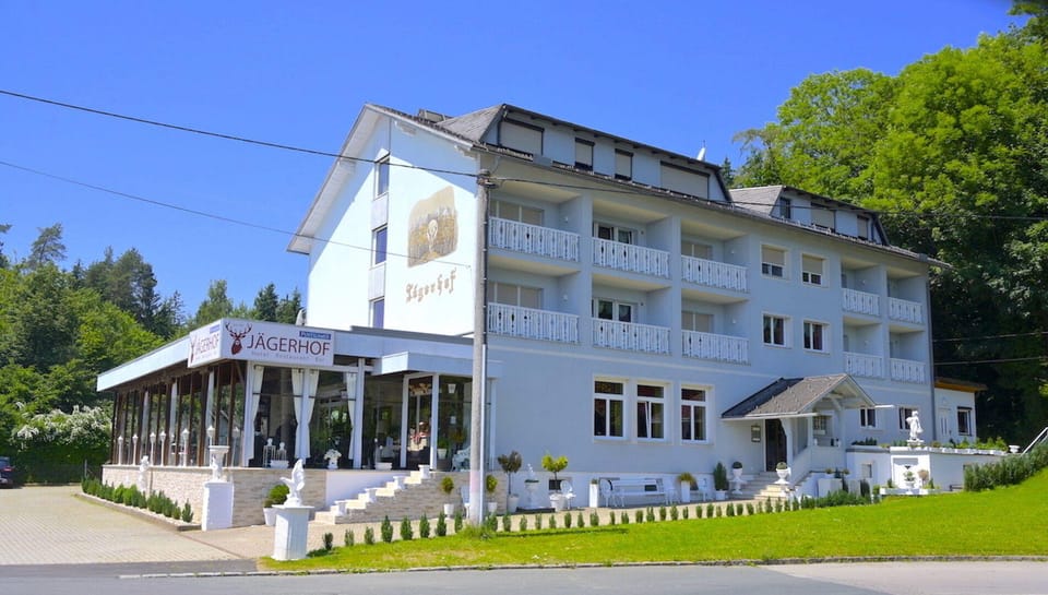 Hotel Jaegerhof Woerthersee - Only Adults Official Partner Amoria Spa  Hotel in Carinthia, Austria