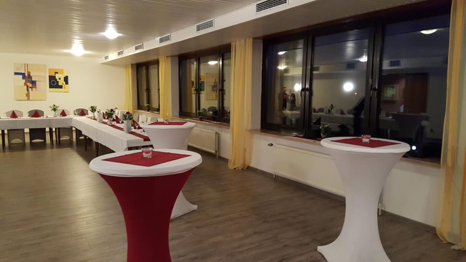 Hotel Restaurant Teichaue Hotel in Lower Saxony, Germany
