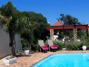MIlkwood Lodge Apartment hotel in Hermanus